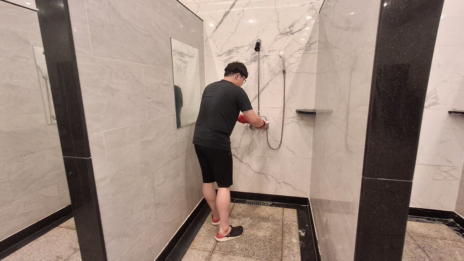 오성종합청소 기존 현장 자료: 벽면·습기 구역